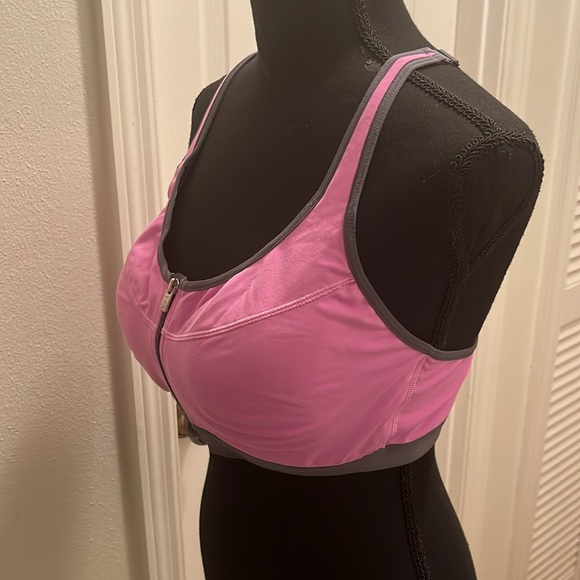 VSX Sport 38C sports bra - Picture 4 of 6